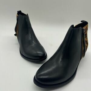 Journee Signature Boots Womens 5.5 Black Leather Shalece Ankle Leopard Print NEW